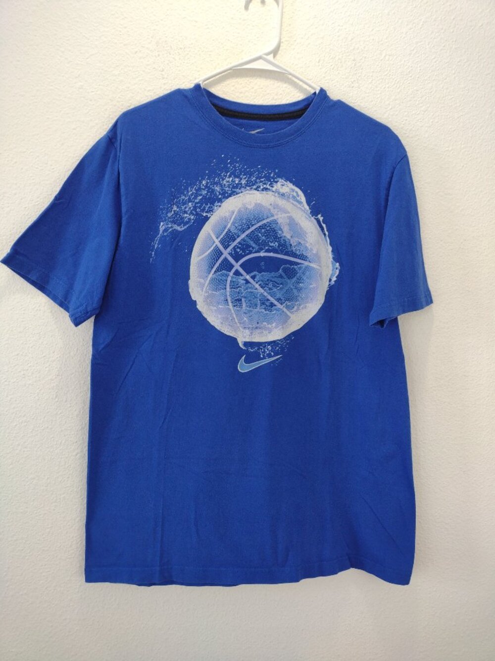 Nike Men's T-Shirt Large Blue Graphic Tee